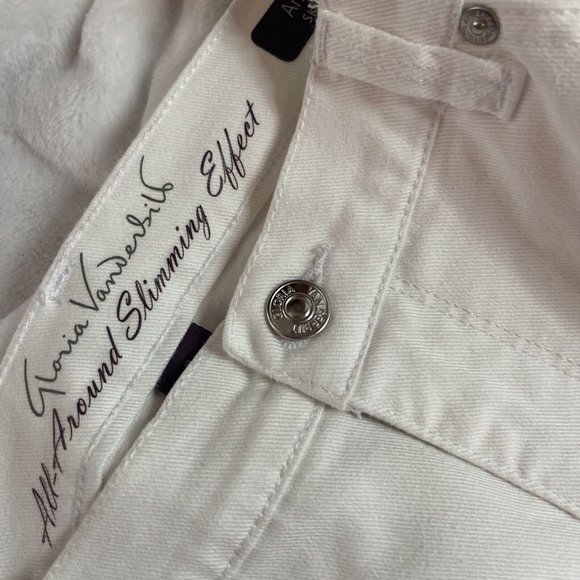 Womens WHITE STUNNING Demin size‎ 8 Gloria Vanderbilt Amanda Skimmer capri 16” - Picture 11 of 12